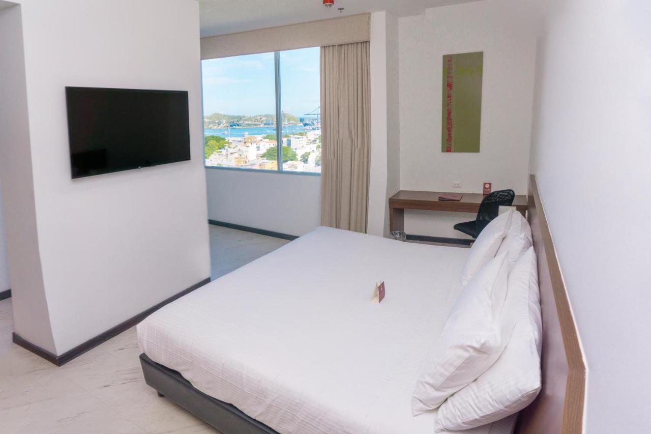 Best Western Plus Santa Marta Hotel Exterior photo