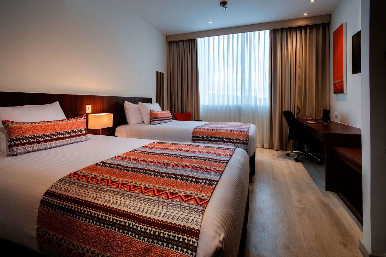 Best Western Plus Santa Marta Hotel Exterior photo